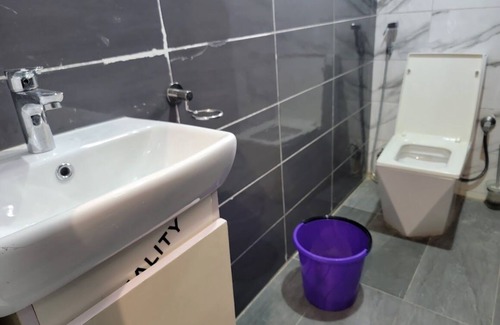 Ikeja Hotel | Standard Room #4