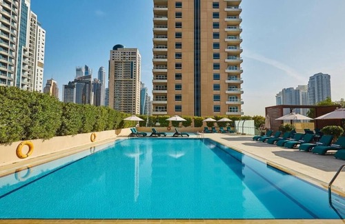 Al Rigga House | Standard Room Near China Club By Luxury Bookings
