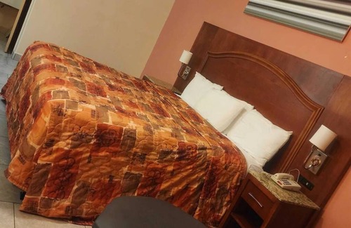Port Isabel House | Standard Room with 1 King Bed - 001