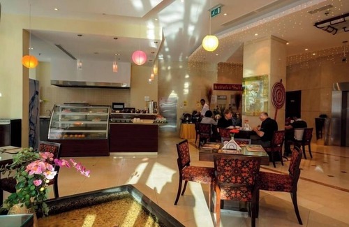 Discovery Gardens Apartment | Standard Studio Near Viva Supermarket Duabi Ad
