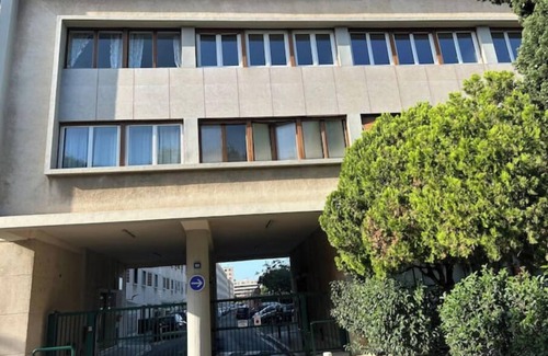 Saint-Giniez Apartment | Standing apartment opposite the Velodrome stadium