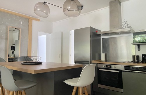Villeneuve-d'Ascq Apartment | Standing Appart 1 floor 3 bedrooms 3 bathrooms
