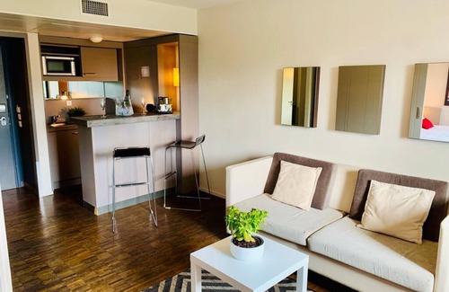 Roissy-en-France Apartment | Standing Hôtel Suites by Actisource
