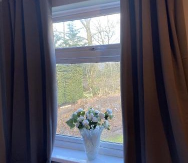 Bishop's Stortford House | Stansted Airport Guest Rooms