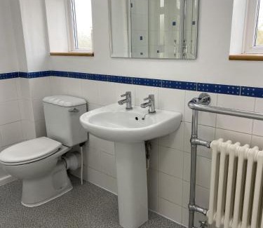 Bishop's Stortford House | Stansted Airport Guest Rooms