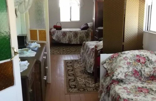 Woolooga Bed & Breakfast | Staple House Woolooga