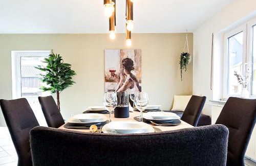 Nussloch Apartment | STAR-Apartment - Garden with Terrace, Calm, 120m2