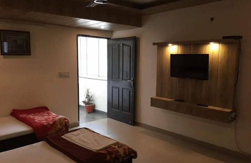 Faridabad House | Star City Guest House