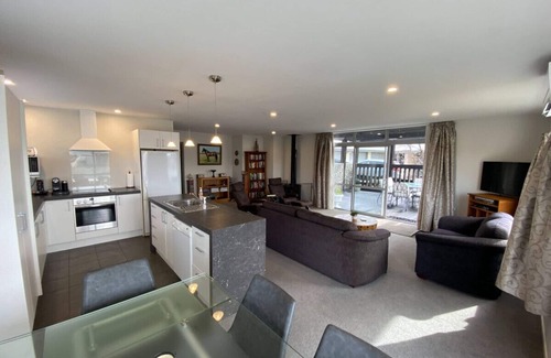 Twizel House | Star Gaze on Rhoboro Rd