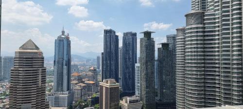 Kuala Lumpur City Centre Apartment | Star KLCC Twin Tower Cozy 2-3pax by DingDing