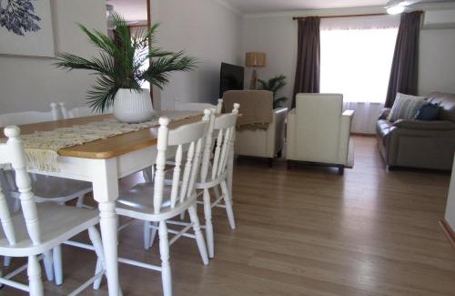 Para Wurlie House | Star of Sea
