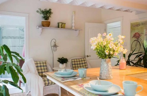 Fergusons Cove Bed & Breakfast | Star of The Sea B&B
