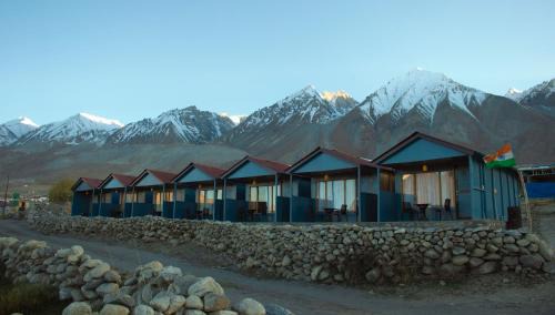 Man Resort | Star Quest Cottages, Pangong
