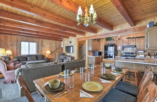 Star Valley Ranch Cabin | Star Valley Ranch Cabin Getaway: Hot Tub!