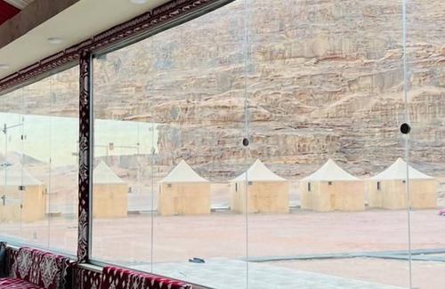 Wadi Rum Bed & Breakfast | Star Wars Wadi Rum