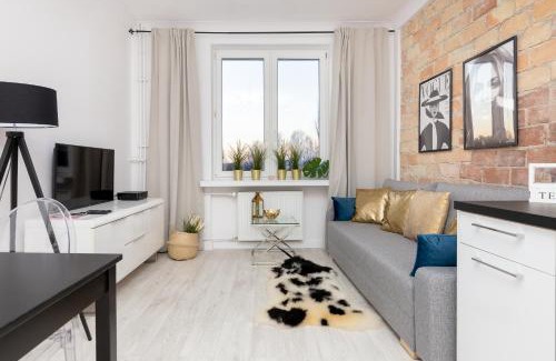 Ochota Apartment | Stara Ochota Vogue Apartment by BookingHost