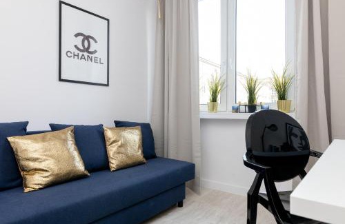 Ochota Apartment | Stara Ochota Vogue Apartment by BookingHost