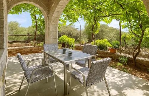 Kardamyli House | Stara Stone House Tranquil Garden & Dazzling View