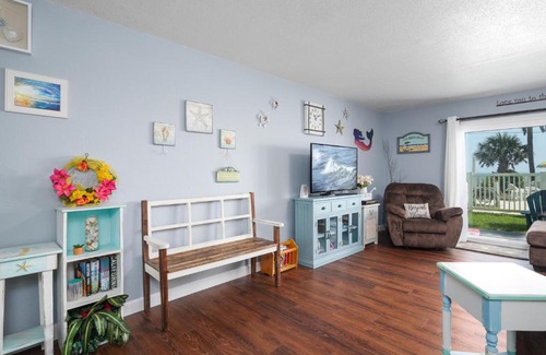 Ormond-by-the-Sea Apartment | Starboard Light 7