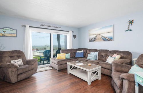Ormond-by-the-Sea Apartment | Starboard Light 7