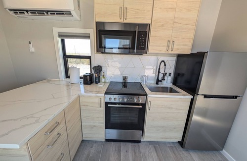 Study Butte-Terlingua Apartment | Stardust Big Bend Container Home
