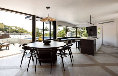 Byron Bay House | Starfall - designer retreat moments from the beach