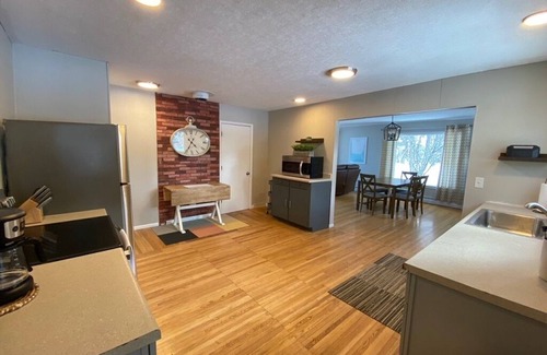 Homer House | STARFISH BUNGALOW AMAZING VIEW! KACHEMAK DRIVE