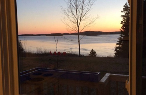 Campobello Island Cottage | Starfish Cottage: Ocean Views, Walking Trail Above the Shore with NEW Master BR