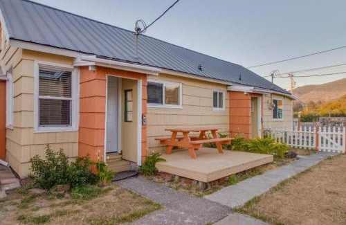 Rockaway Beach House | Starfish & Dolphin Combo