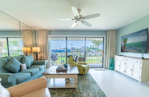 Panama City Beach Villa | Starfish Shack Edgewater Villa 1209-2nd Floor 3Bd/3 Ba End Unit-Stay Salty My Friends!