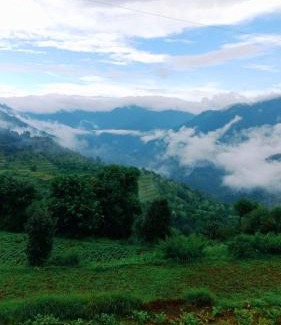 Amritpur House | StarGate HomeStay UK A Walk in The Clouds