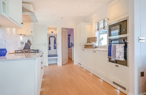Narberth Cottage | Stargazer 2 (Sleeps 2)