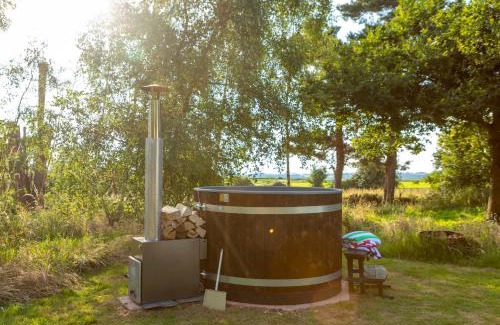 Bromsash Other | Stargazer Glamping UK Orion 4-Person