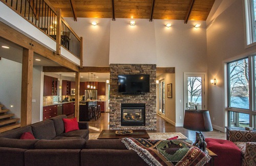 Oakland House | Stargazer | Phenomenal Lakefront Views!