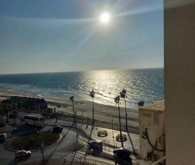 Bat Yam Apartment | Starknet