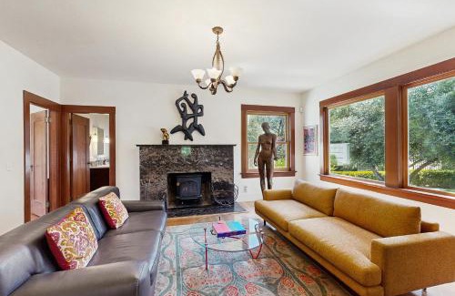 Geyserville House | Starlite Vineyard Escape