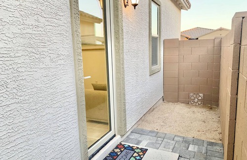 Terracita House | Starry Cardinal Stadium Guest House