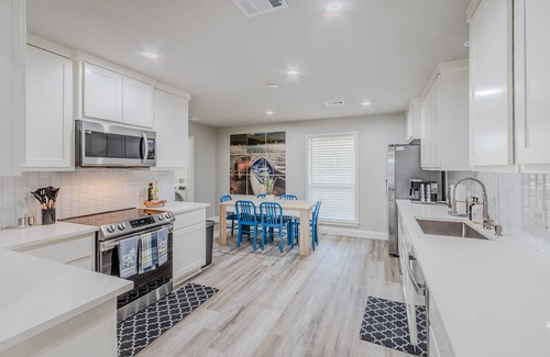 Little Elm House | Starry Nights & Fire Pit | Ping-Pong Home Near Lake Lewisville