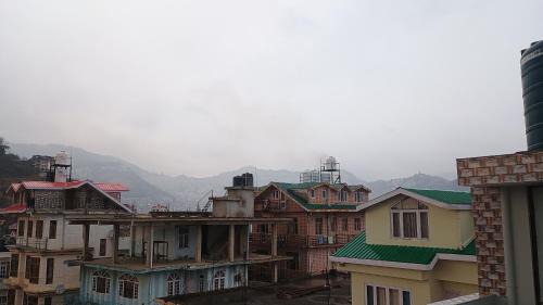 Shimla House | Starry Summit Suites