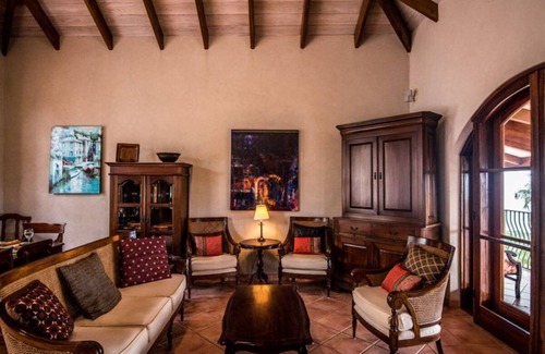 Estate Glucksberg and Grunwald House | STARSTRUCK VILLA: , SUNSET OCEAN VIEWS, 4 MASTER SUITES, POOL, HOT TUB!