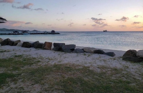 Runaway Bay House | Start your adventure with us on Runway's White Sandy Beach.