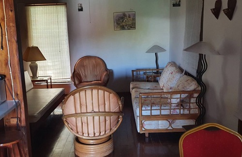 Runaway Bay Cottage | Start your adventure with us on Runway's White Sandy Beach.