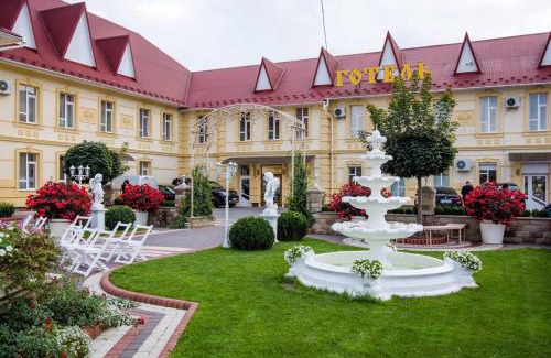Vyzhnytsya Hotel | Staryj Kosiv