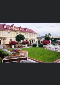 Vyzhnytsya Hotel | Staryj Kosiv