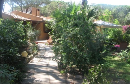 Santa Margherita di Pula House | STATELY VILLA S. MARGHERITA DI PULA TWO STEPS FROM THE SEA