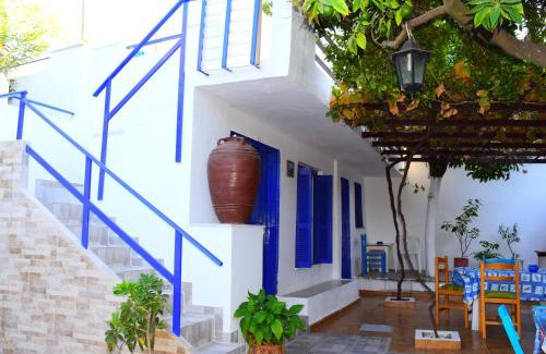 Rhodes Old Town Hostel | Stathis