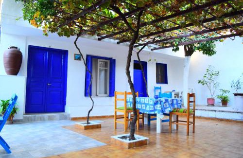 Rhodes Old Town Hostel | Stathis
