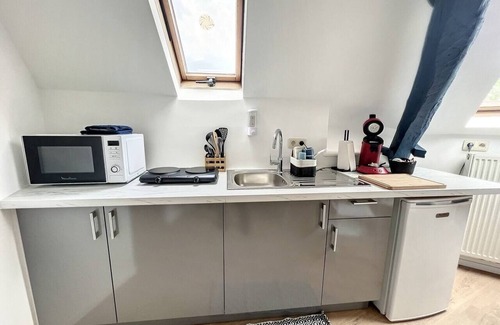 Ransart Apartment | Station 173 E Bruxelles-charleroi-airport