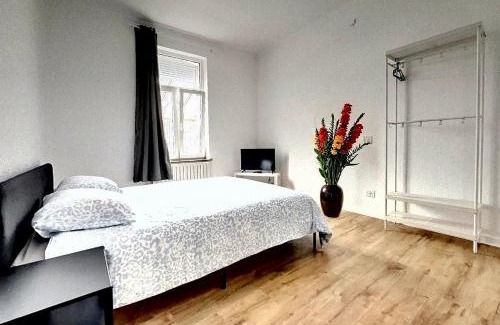 Ransart Apartment | Station 82 B Charleroi-Airport
