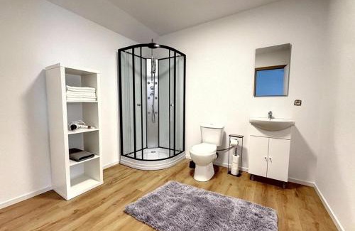 Ransart Apartment | Station 82 B Charleroi-Airport